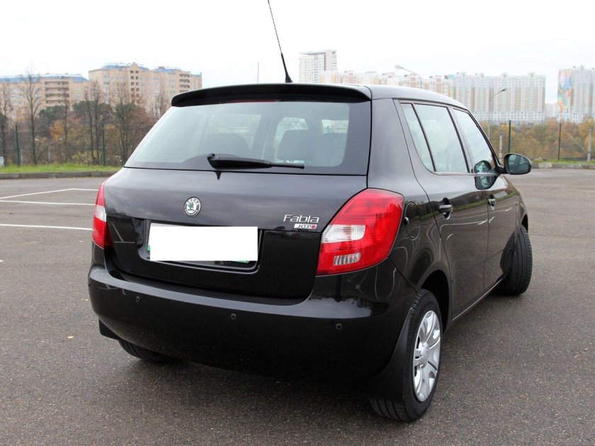Шкода фабия 2