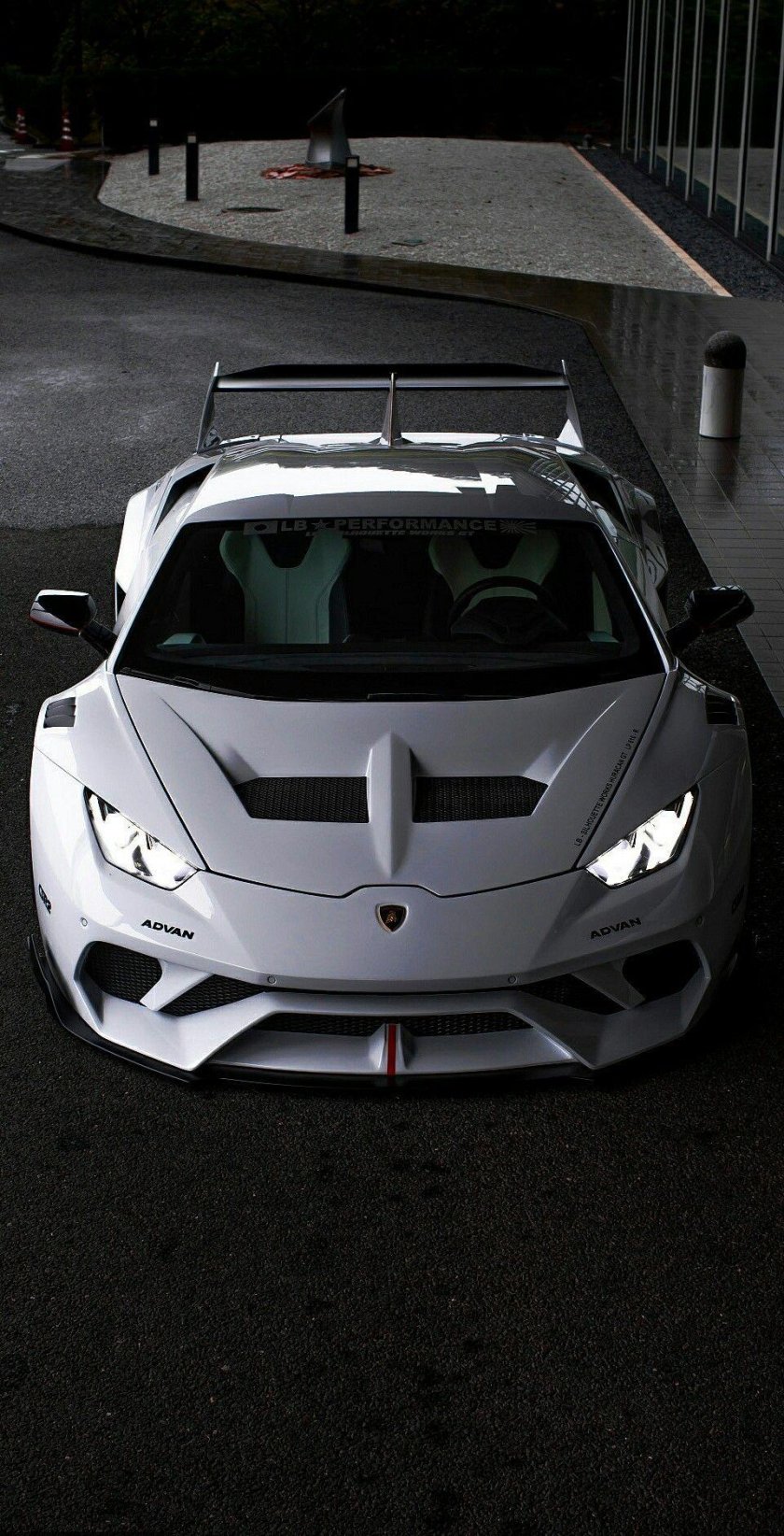 Ламборгини Хуракан Либерти волк