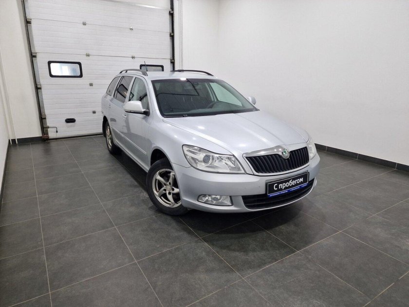 Шкода Октавия хэтчбек 2012