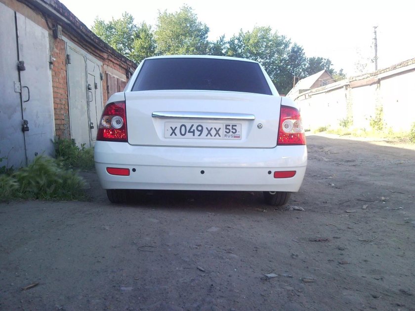 Лада Приора 2 седан зад