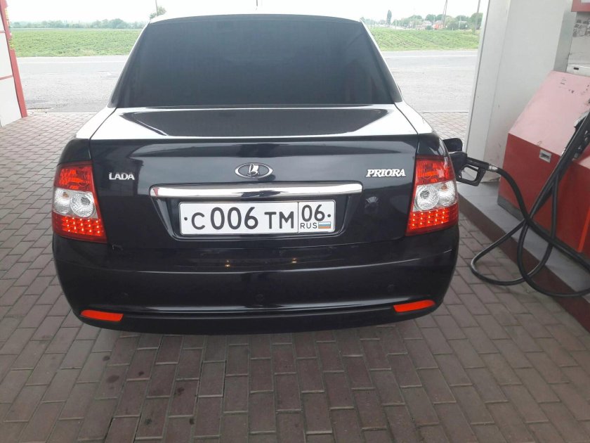 Черная лада приора