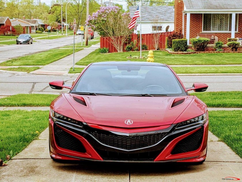 Акура NSX 2020