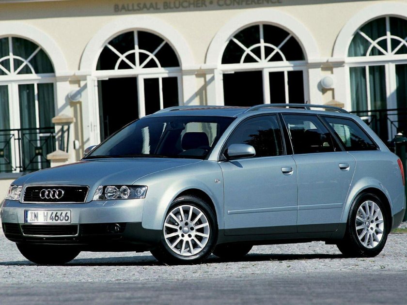 Ауди а4 Авант универсал 2000
