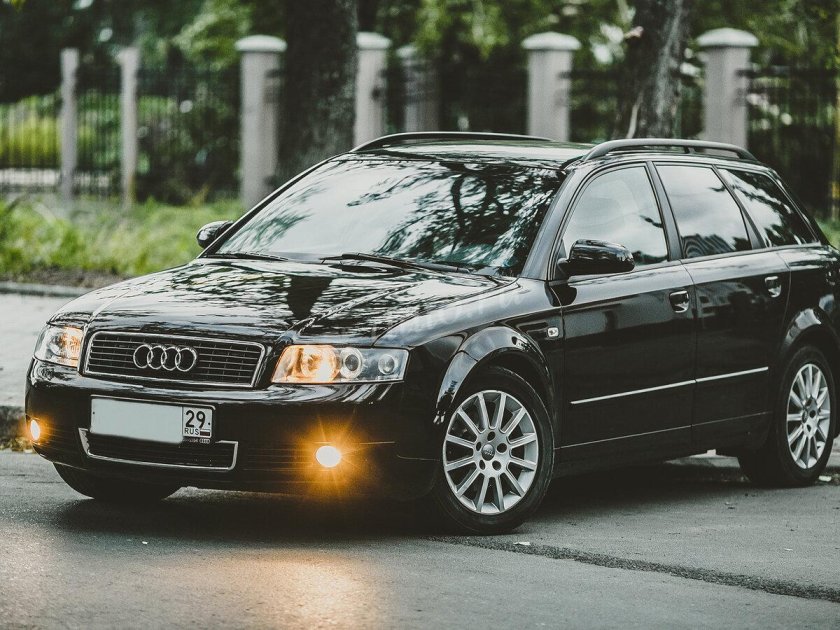 Audi a4 II (b6) 2003