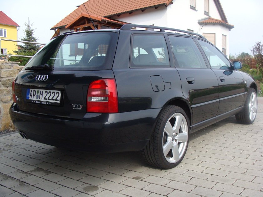 Audi a4 b5 универсал