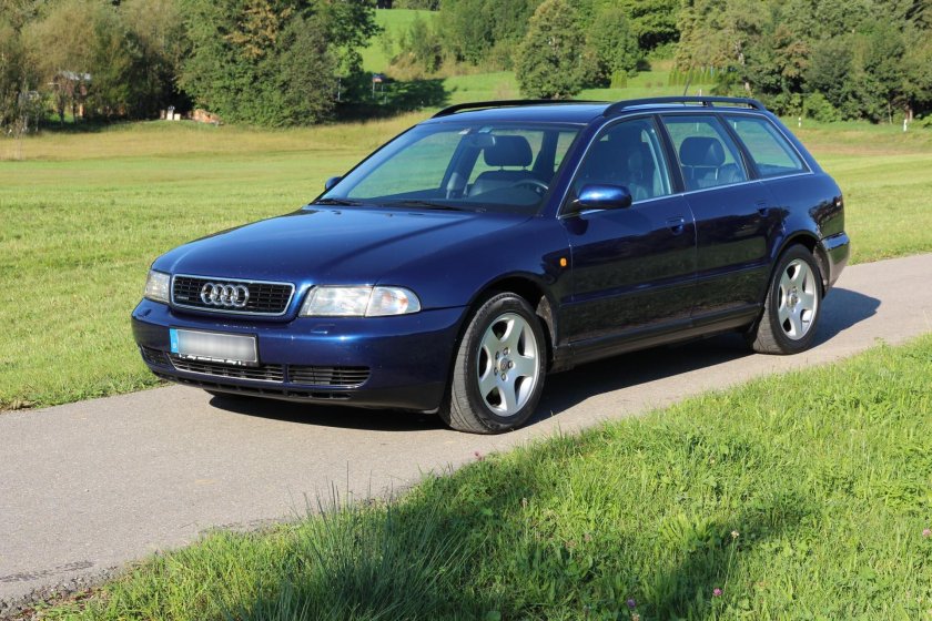 Audi a4 b5 универсал