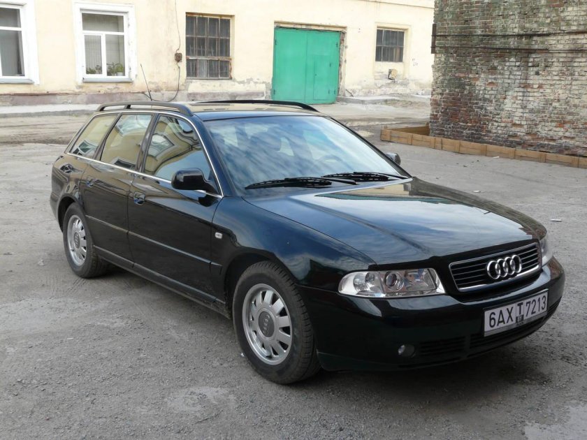 Audi a4 универсал 2000