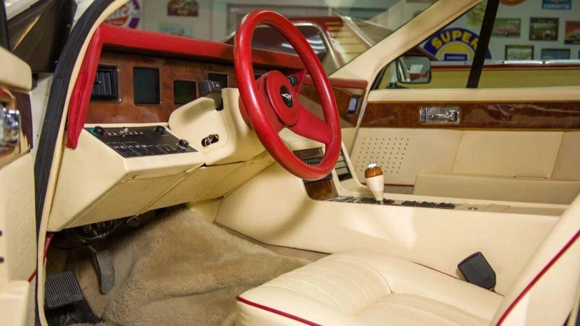 Aston martin lagonda 1976 1997