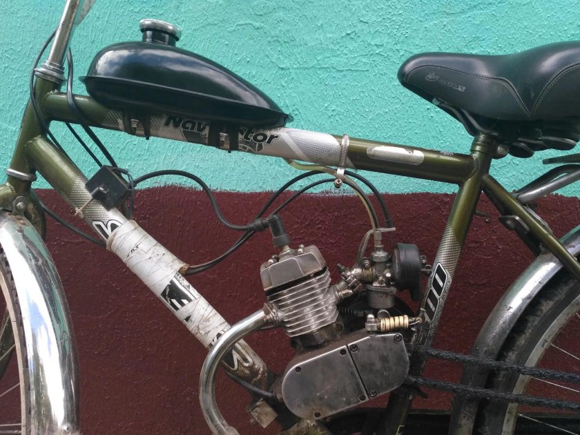 Дырчик мопед