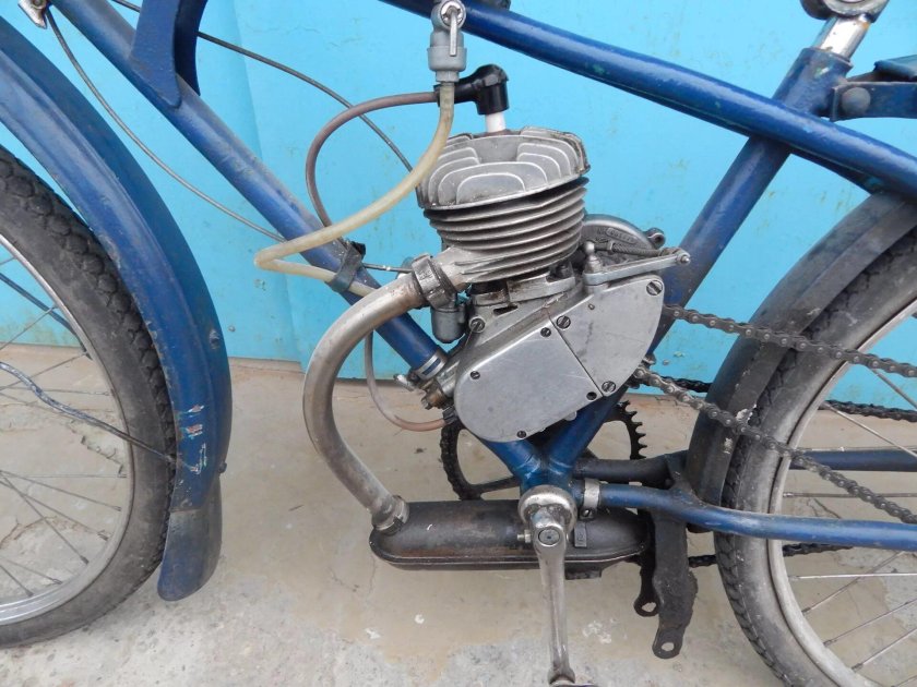 Мотовелосипед Рига 7