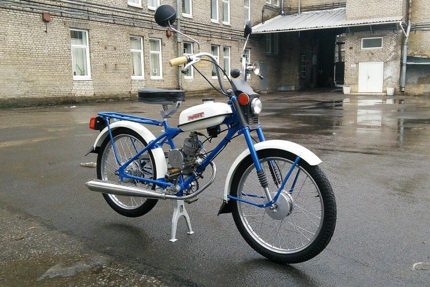 Советский мопед Рига 13