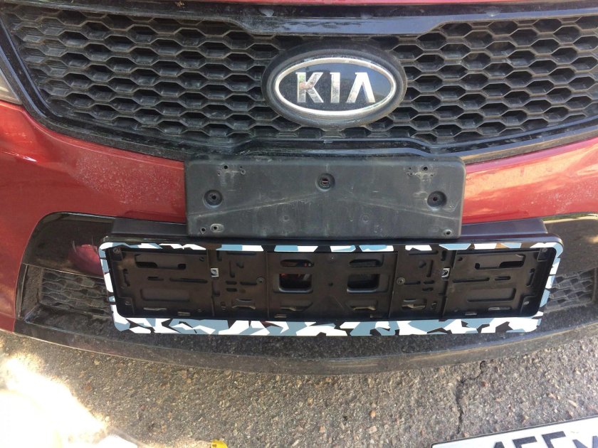 Подиум переднего номерного знака Шевроле Круз