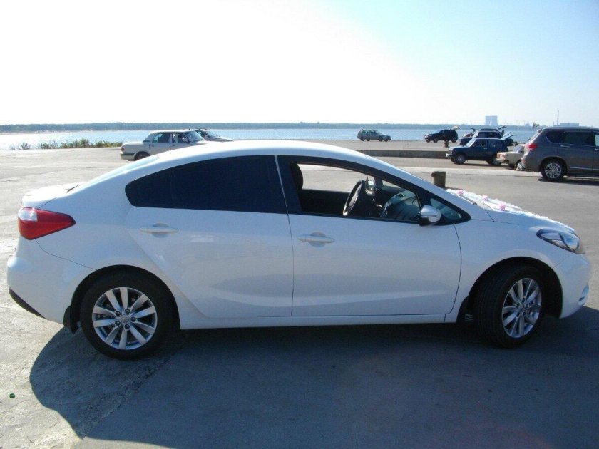Kia cerato 2014