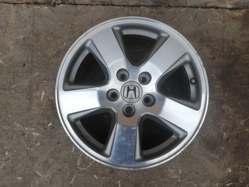 Диск колесный литой