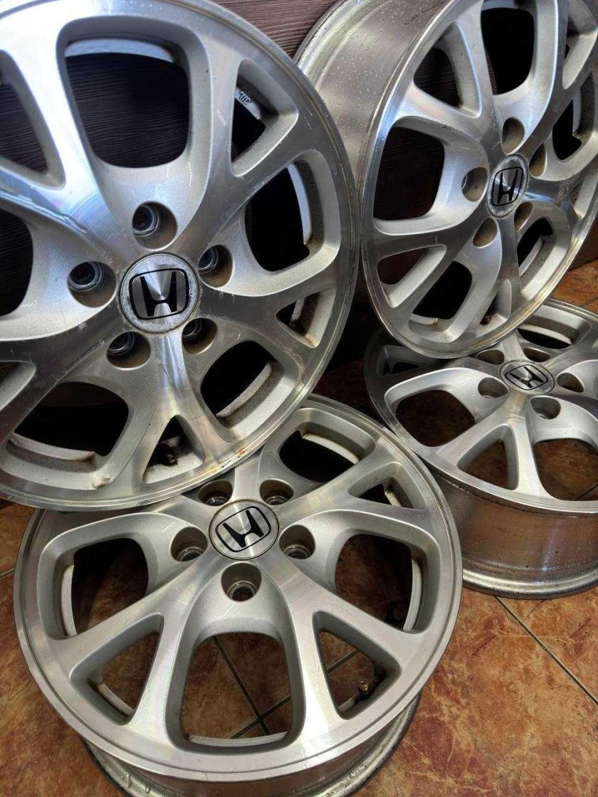 Диски хонда аккорд r16