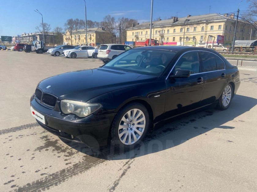 БМВ 740 2003
