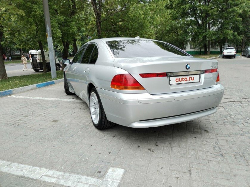 Бмв 745i 2004