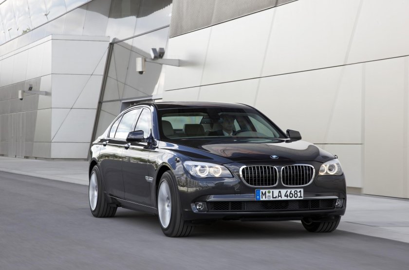 BMW 760li Security