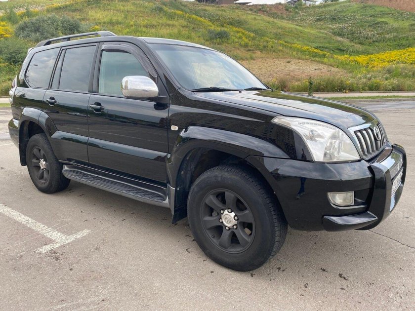 Toyota land cruiser prado 120