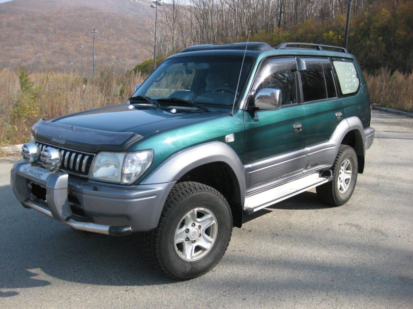 Toyota Land Cruiser 90