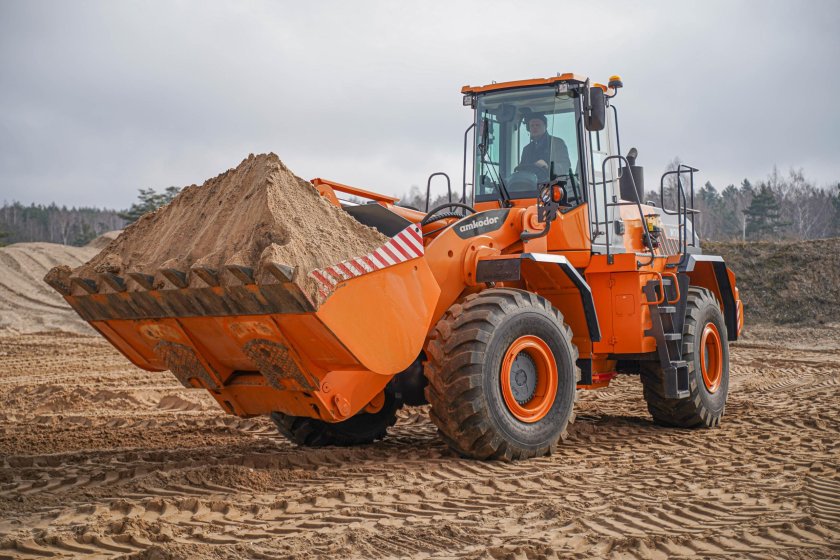 Погрузчик амкодор