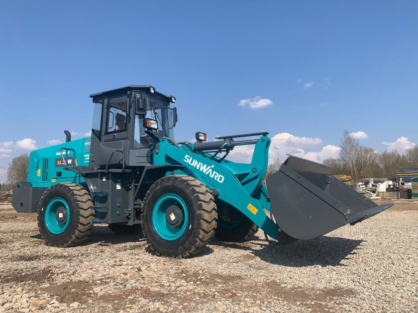 Погрузчик Sunward