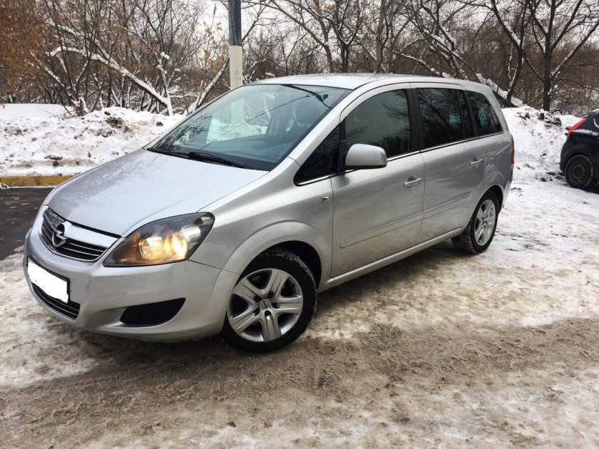 Opel Zafira 2010