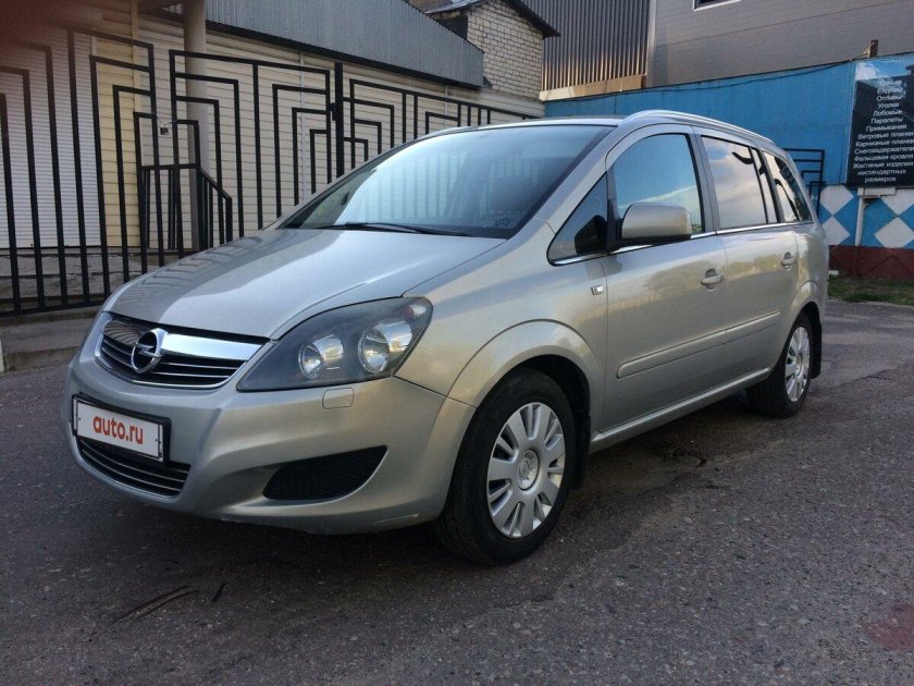 Опель Зафира 7ми местная