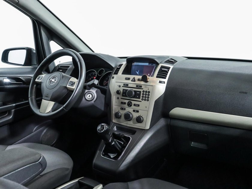 Опель Зафира черная 2008 салоне