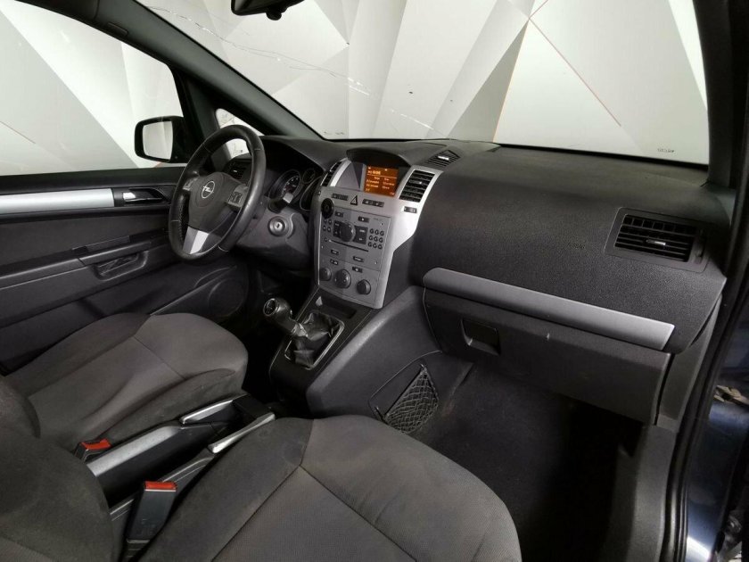 Опель зафира b