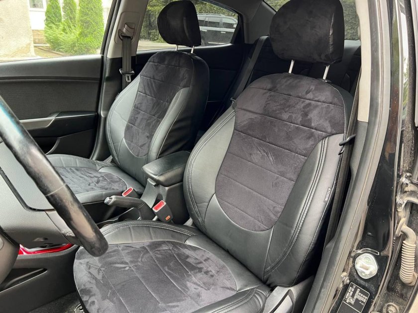 Чехлы на Хендай Солярис 2011