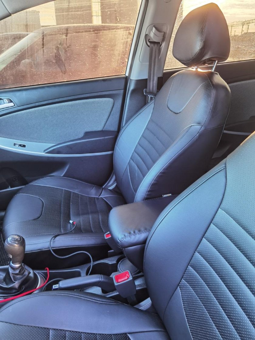 Чехлы на хендай солярис 2011