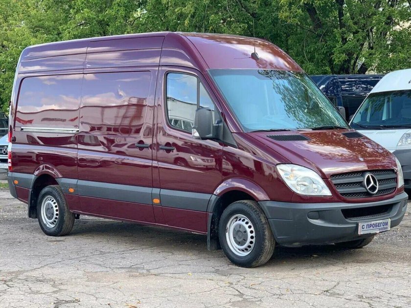 Мерседес Спринтер цельнометаллический фургон