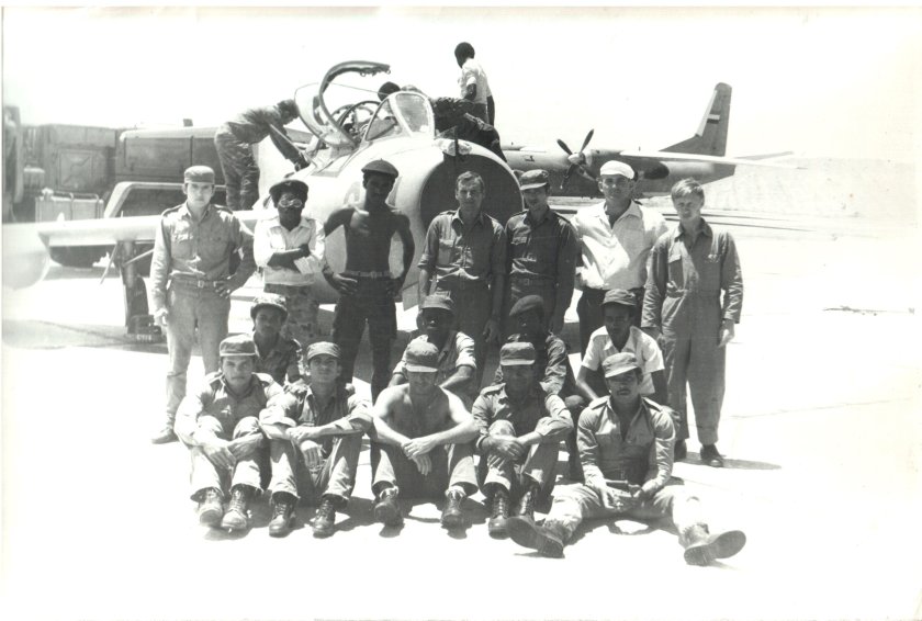 АН-12 В Анголе