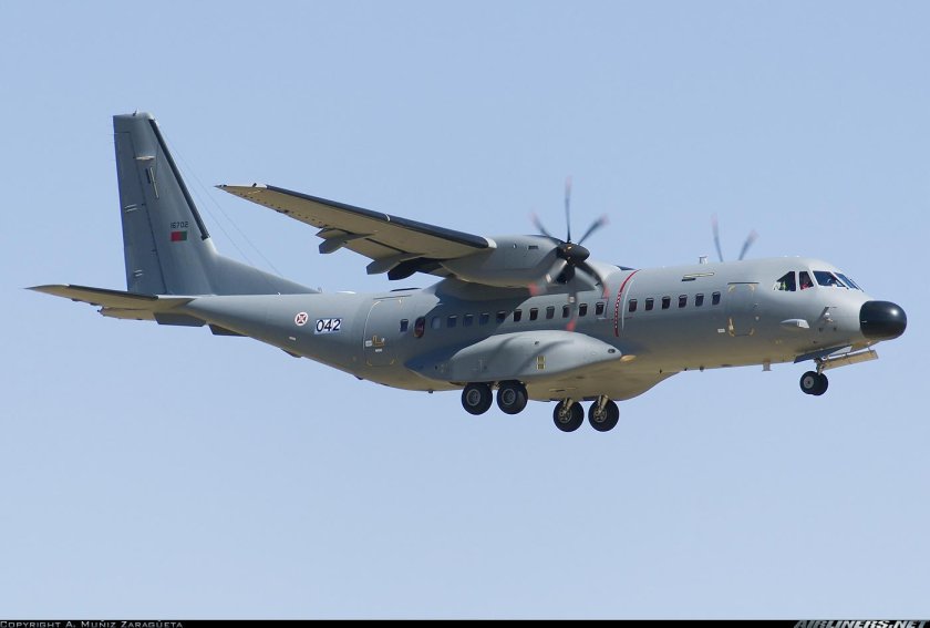 Военно-транспортный самолёт casa c-295m