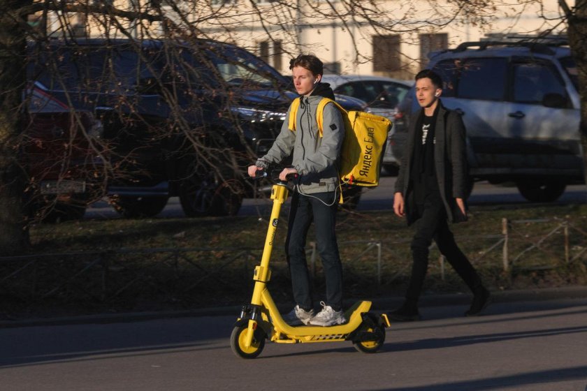 Electric kick scooter