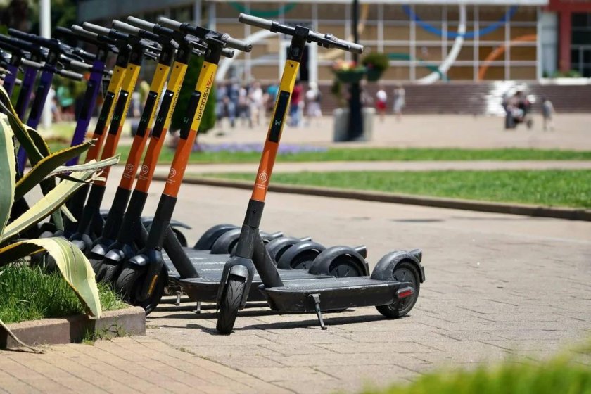 Прокатный самокат