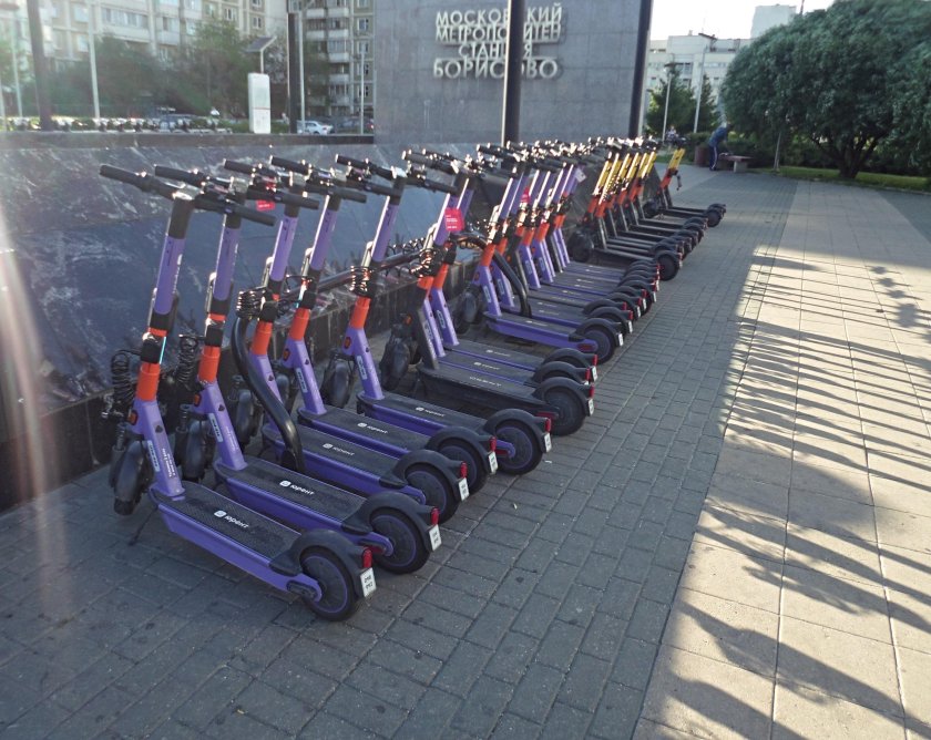 Прокатный самокат