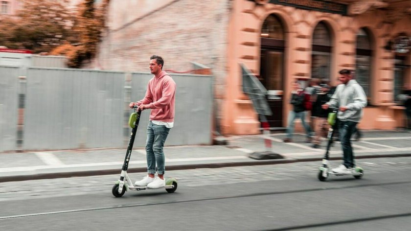 Передвижение на самокате