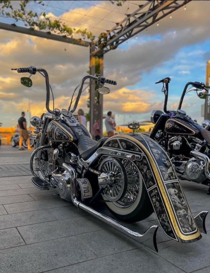 Мотоцикл харлей дэвидсон