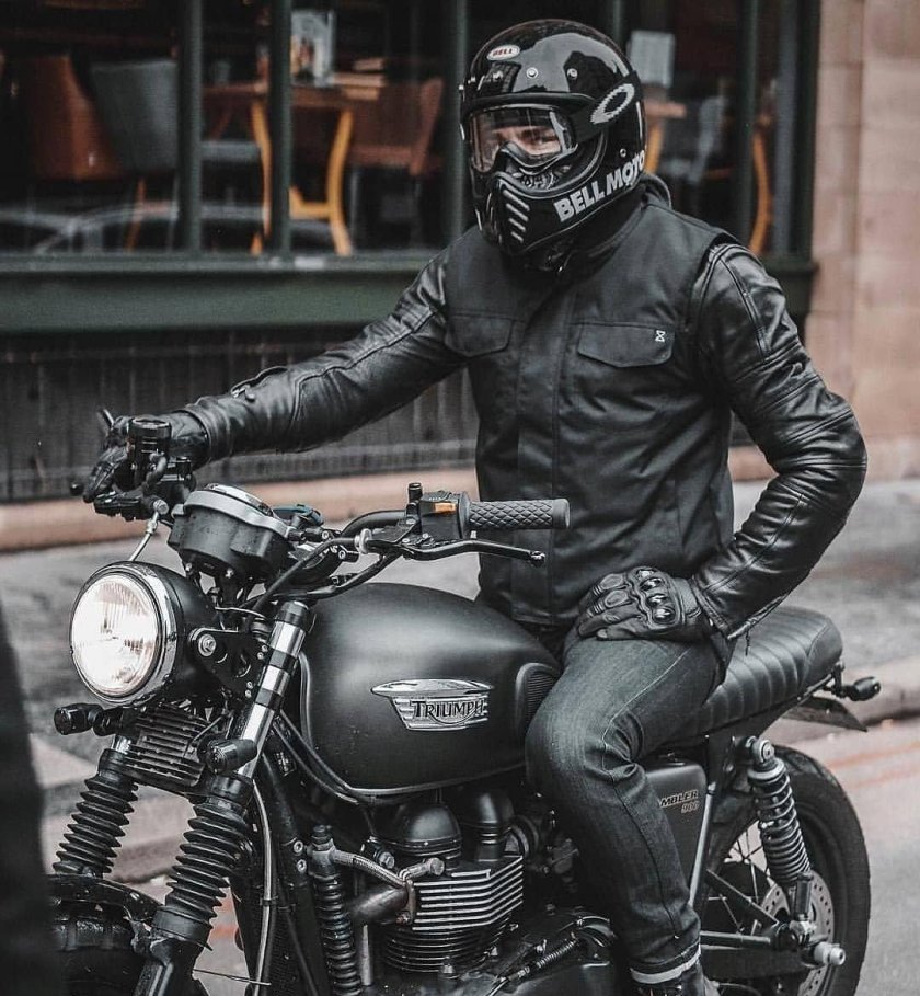 Триумф Бонневиль кафе рейсер