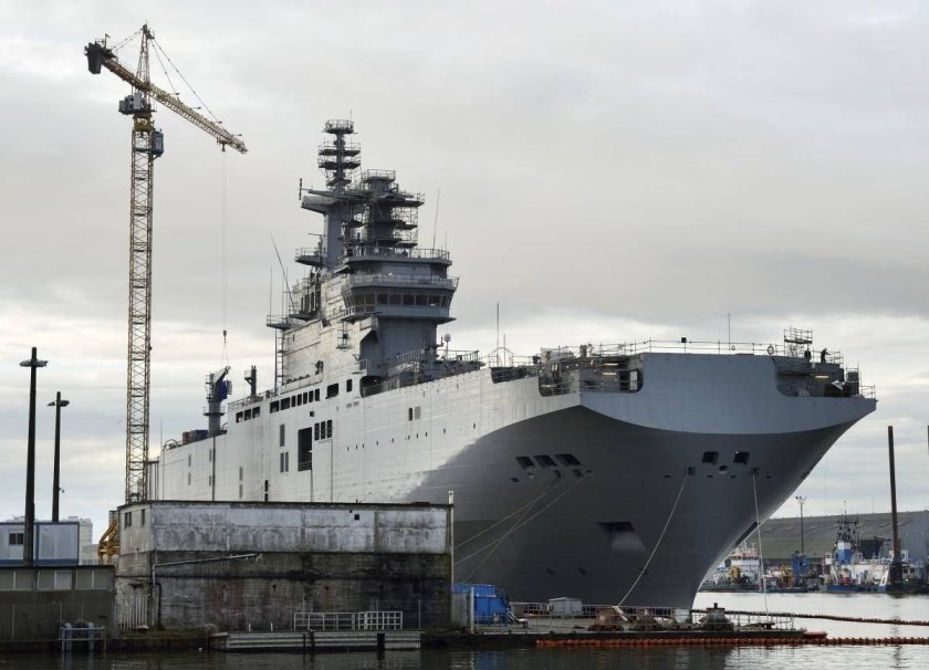 Мистраль вертолетоносец