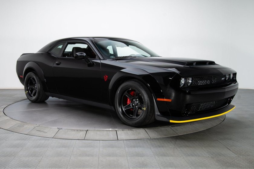 Додж Челленджер СРТ демон 2021