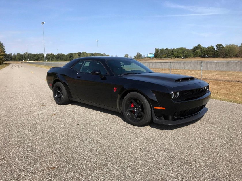 Додж Челленджер СРТ