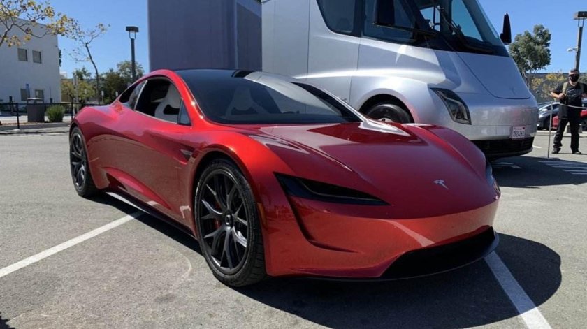 Тесла родстер 2021