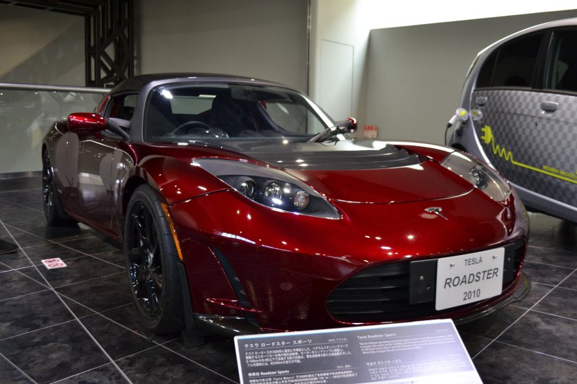 Tesla Roadster 2