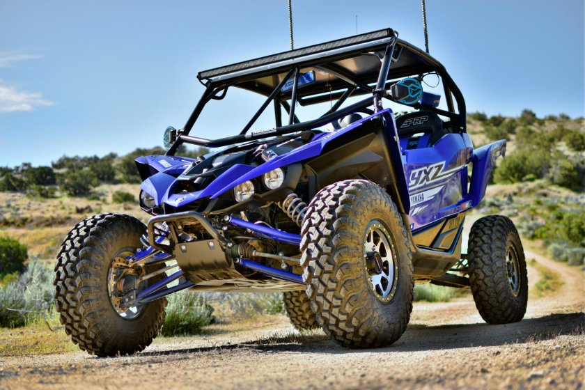 Yamaha yxz1000r