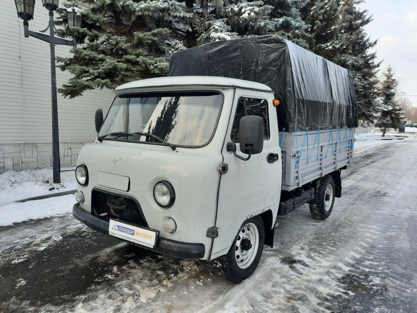 УАЗ 3303 2013 года