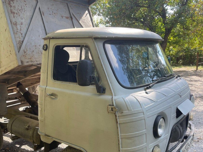 Уаз головастик 3303 самосвал