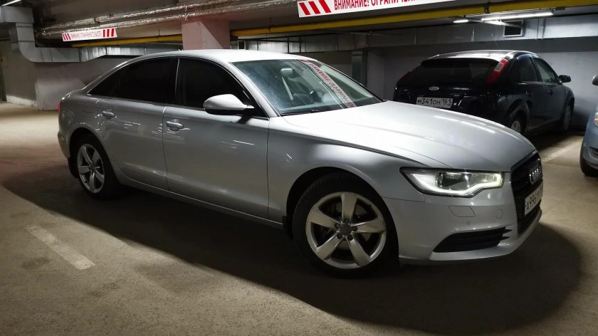 Серебристый Audi a6 IV (c7) 2.0 CVT (180 Л.С.)